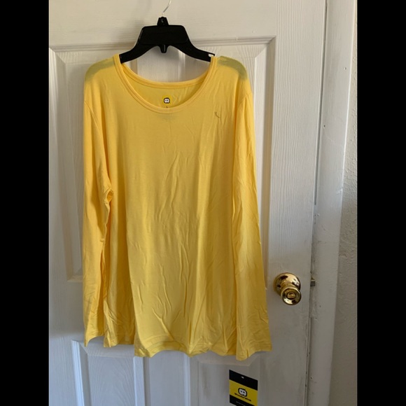 Tee - Picture 3 of 5